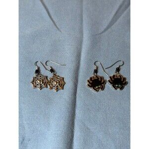 Silver Tone Halloween Spider Earrings